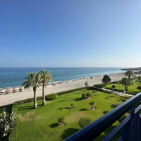Apartamento Frontal Al Mar Penoncillo Apartment Malaga